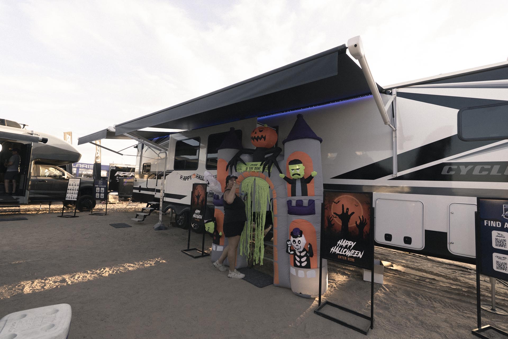 Glamis Polaris Camp RZR 124