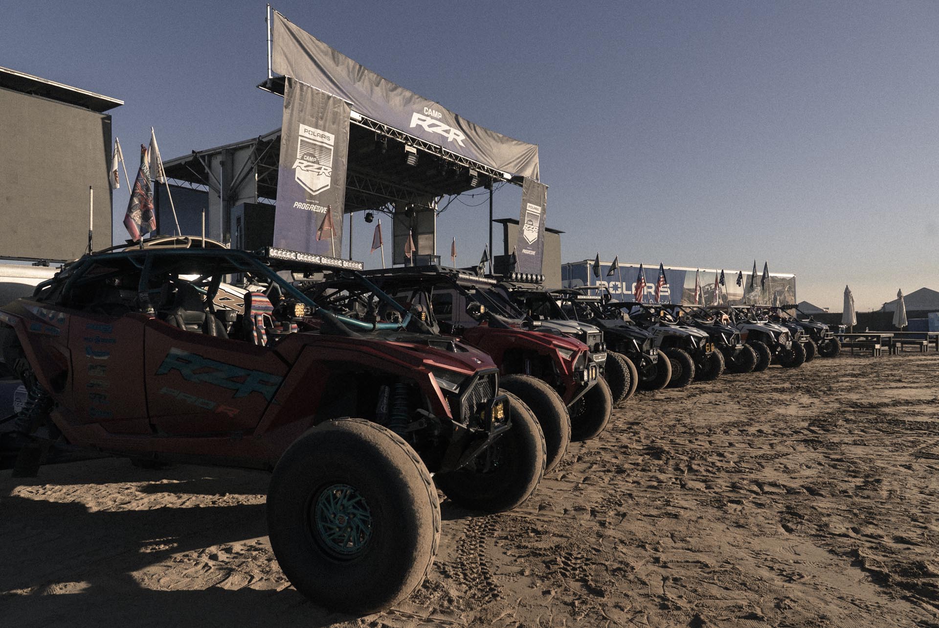 Glamis Polaris Camp RZR 33